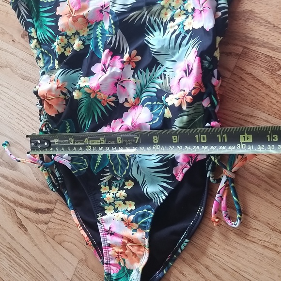 (S) George. Floral Lace Up Open Back Juniors One Piece Swimsuit Beach Vacation - Picture 5 of 10